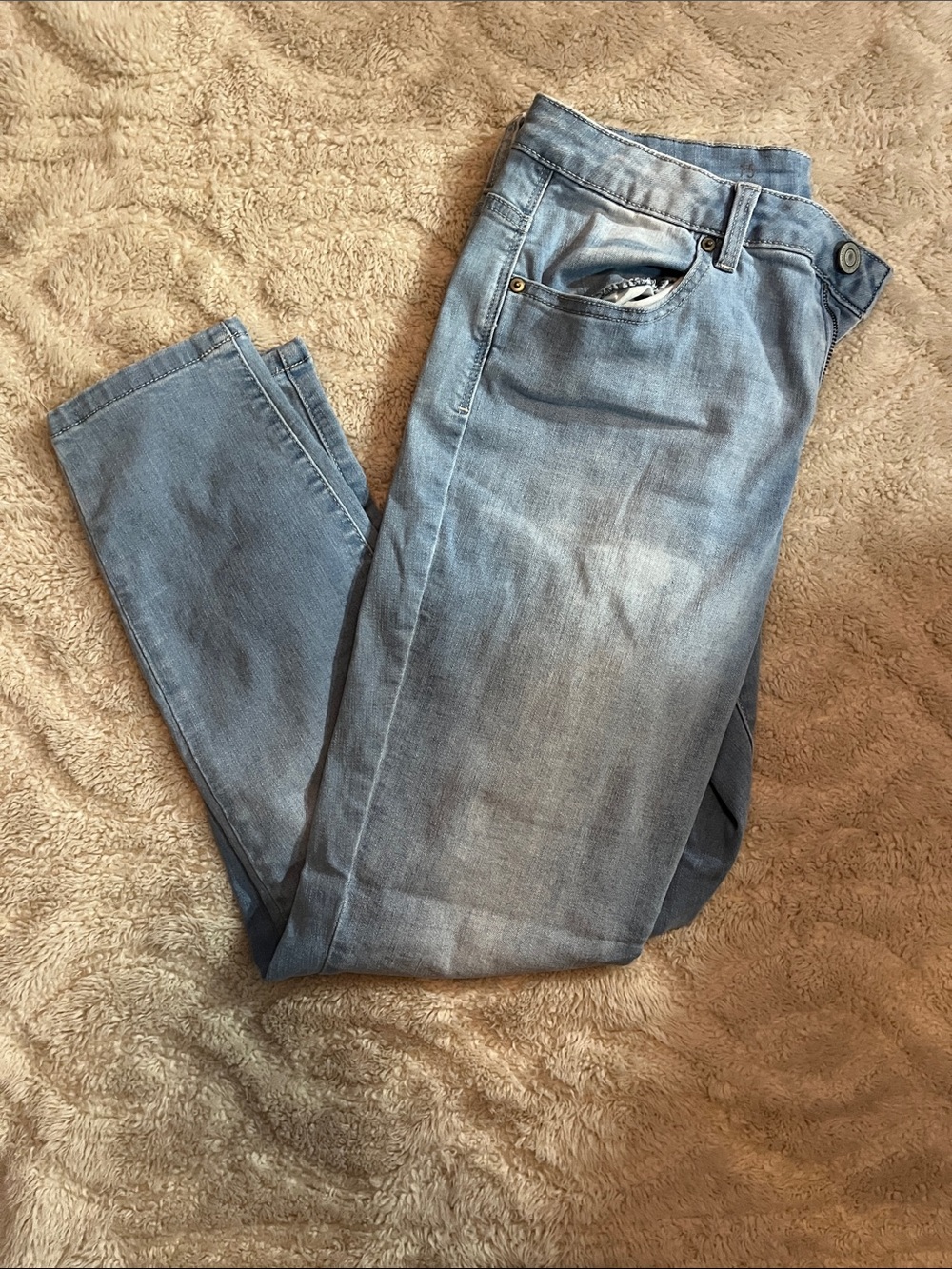 Women’s Light Blue Denim Jeans